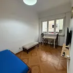 Confort Tv For 2 Homestay Lisbon