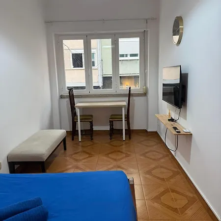 Confort Tv For 2 בית אירוח